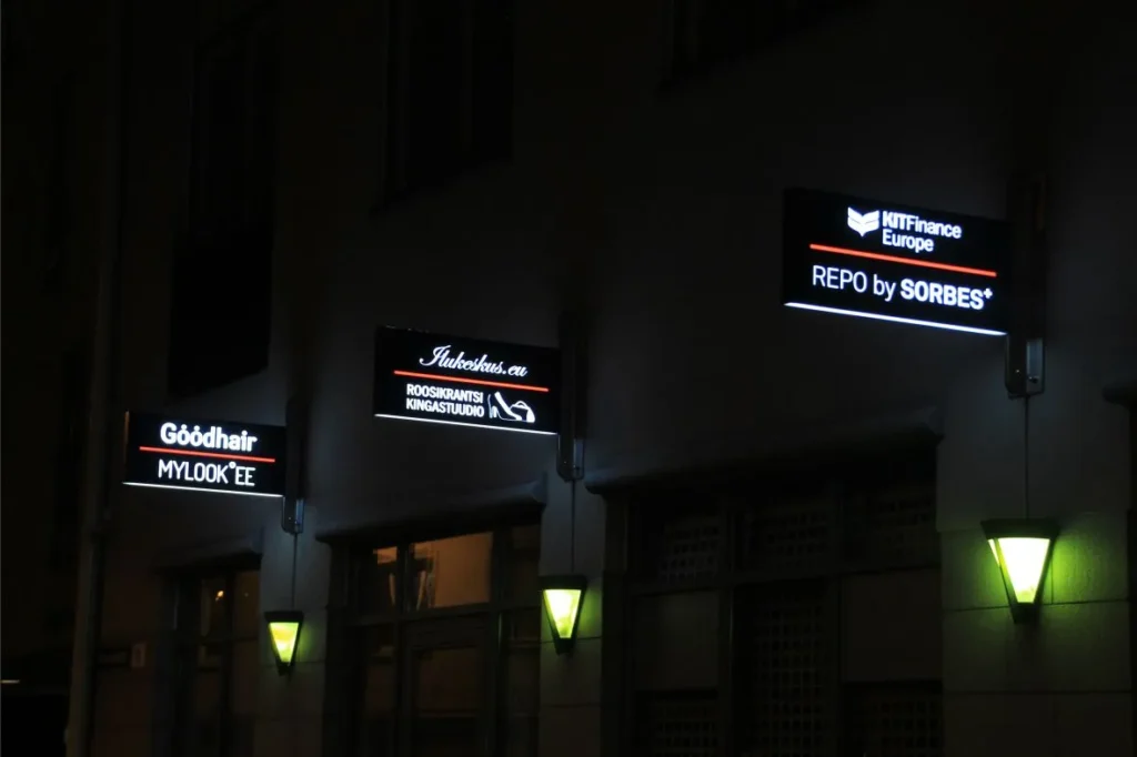 Roosikrantsi valguskast